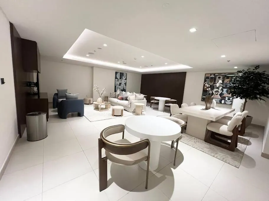 Apartment Stylish 1 Bedroom High Floor In Creek Edge Dubai