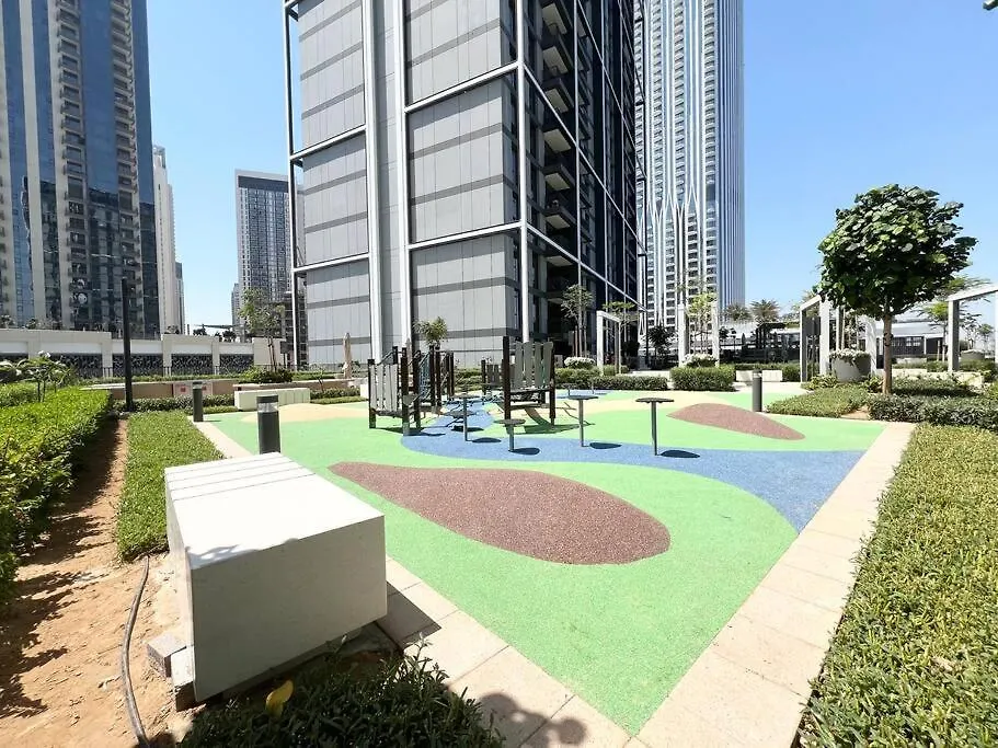 Stylish 1 Bedroom High Floor In Creek Edge Dubai Apartment